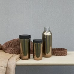 Aktion ✔️ Stelton Isolierflasche 0,60 L Dark Gold 🤩 -Stelton Shop 5709846030107 5709846030107 2